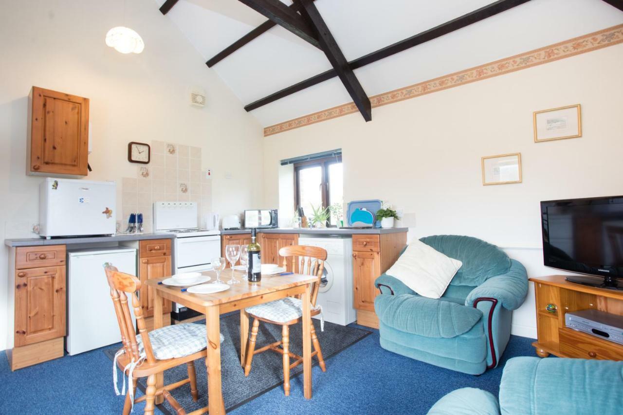 Sharlands Farm Holiday Cottages Bude Exterior foto